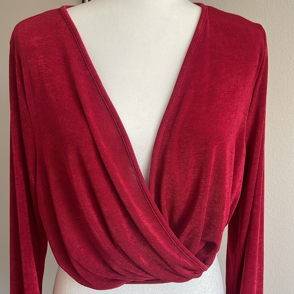 NEW Red Wrap Top Size 1X - Picture 2 of 3